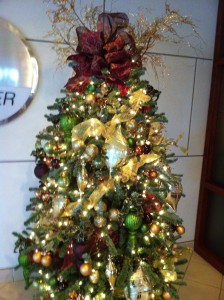 Burgundy Bow Christmas Tree