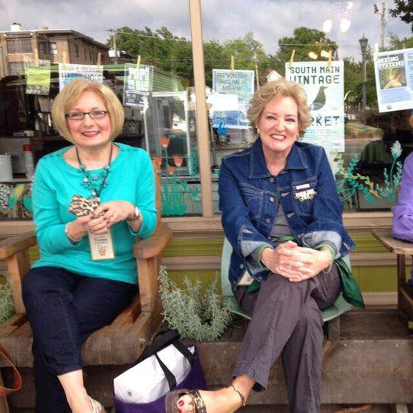 Teresa Byington & Susan Fox in Little Rock, AR at P.Allen Smith's Garden2Blog 2015 #G2B2015